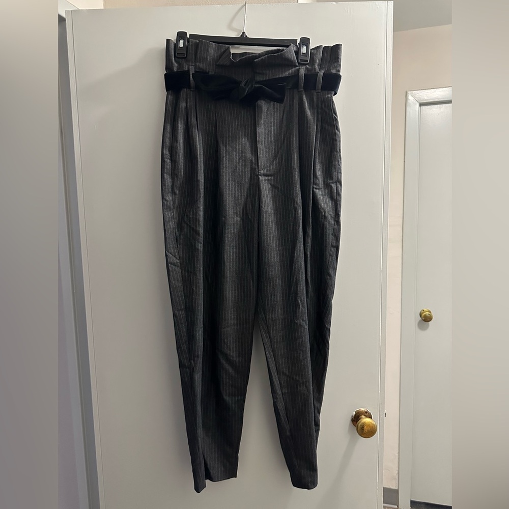 Zara Pinstripe Paperbag Waist Cropped Pants size Medium